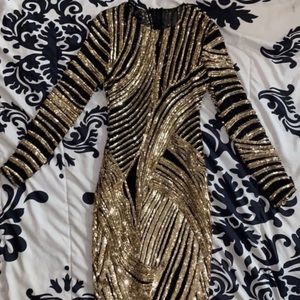 Black/gold sequins mini dress 🖤💛